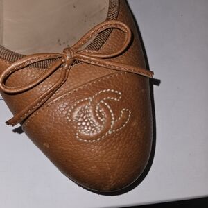 CHANEL Tan Leather Ballet Flats